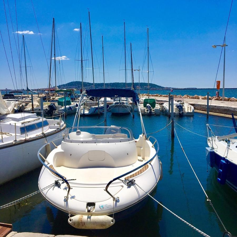 A La Voile Blanche Hotel Bouzigues Exterior foto