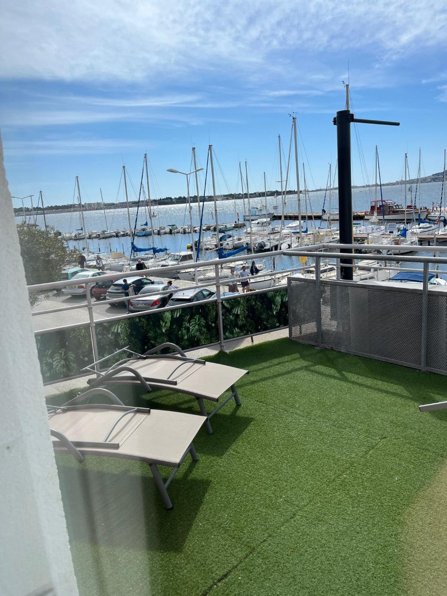 A La Voile Blanche Hotel Bouzigues Exterior foto